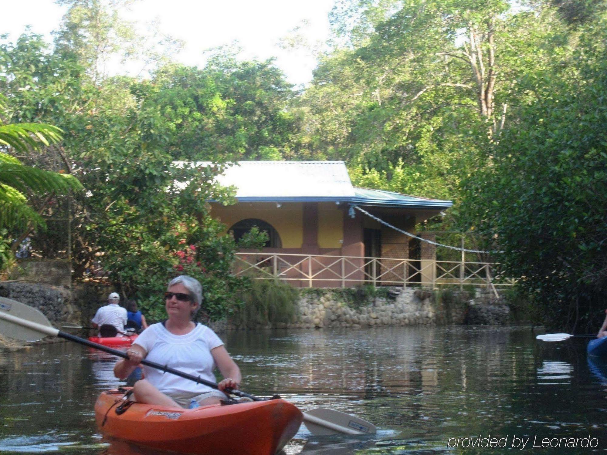 Kayak Lodge Damas Ngoại thất bức ảnh
